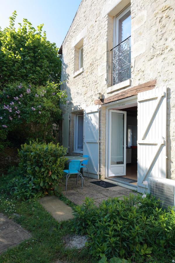 Gite La Loge Des Fees Latillé Exteriér fotografie