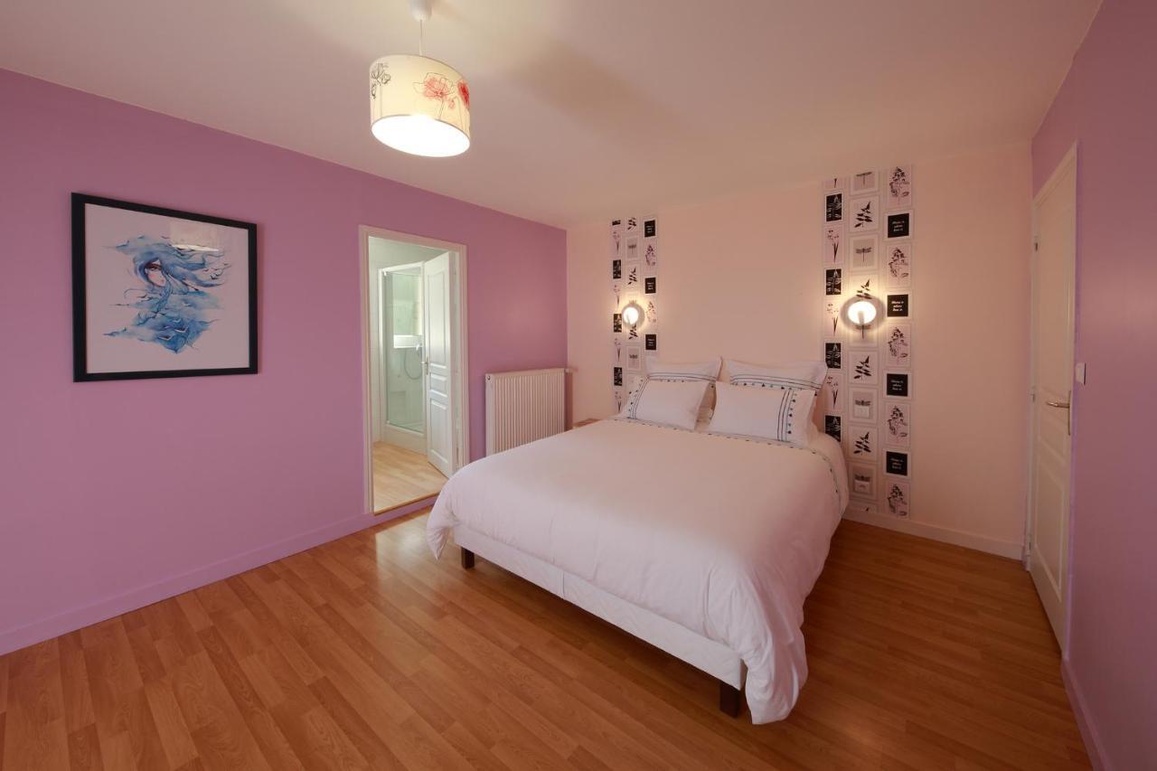 Gite La Loge Des Fees Latillé Exteriér fotografie