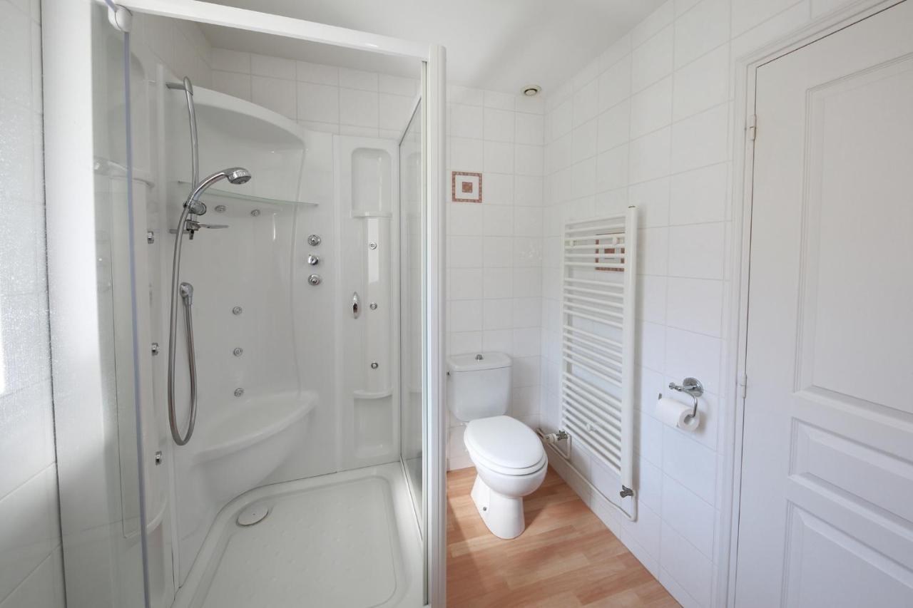 Gite La Loge Des Fees Latillé Exteriér fotografie